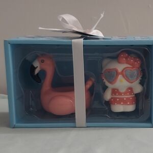 Sanrio Hello Kitty Summer Figurine Duo in Pink and White